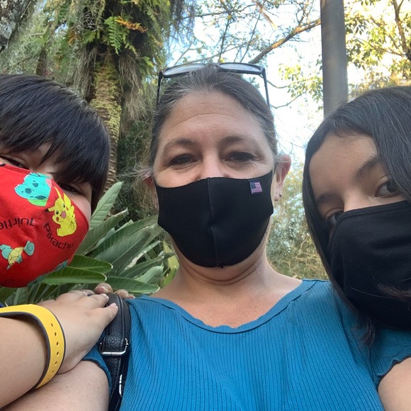 Meet your Posher, Michelle - Picture 1 of 1